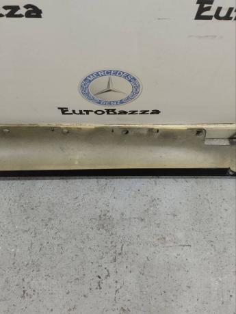 Порог внешний накладка порога пластиковая правая W A2116900440