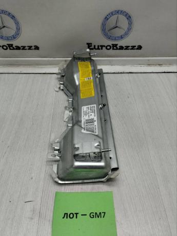Подушка безопасности в колени Mercedes W212 A2128601002