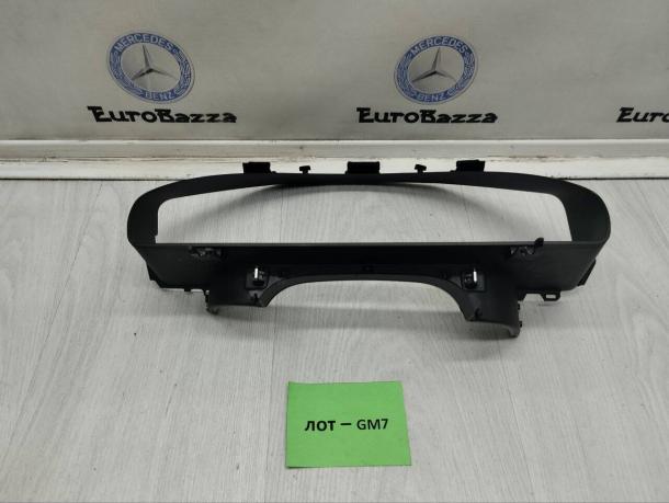 Накладка панели приборов Mercedes W212 A2128600107