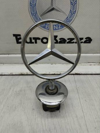 Знак в капот Mercedes W212 А2218800086 А2218800086