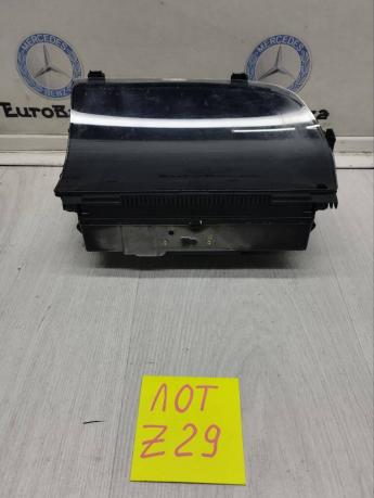 Монитор Mercedes W221 A2218704589