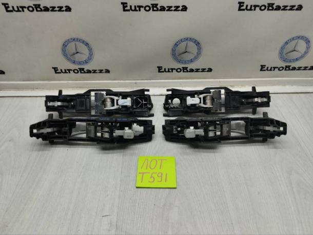 Ручка двери Mercedes W203 A2037660501