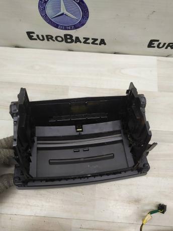  Бардачок дополнительный Mercedes W221  A2216800834