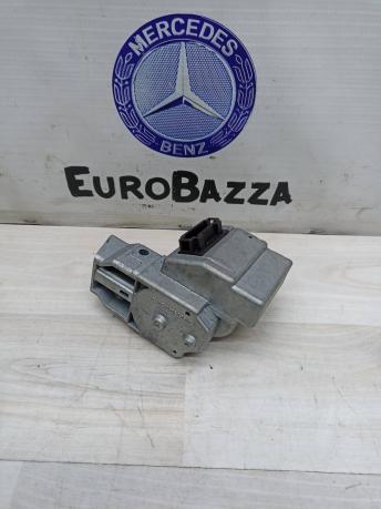 Блокиратор руля Mercedes w202 w208 w210  A2084620330