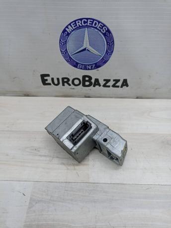 Блокиратор руля Mercedes w202 w208 w210  A2084620330