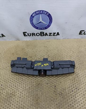 Блок кнопок Mercedes W220 2208218258