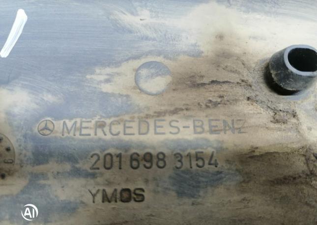 Молдинг Mercedes W201 A2016983154