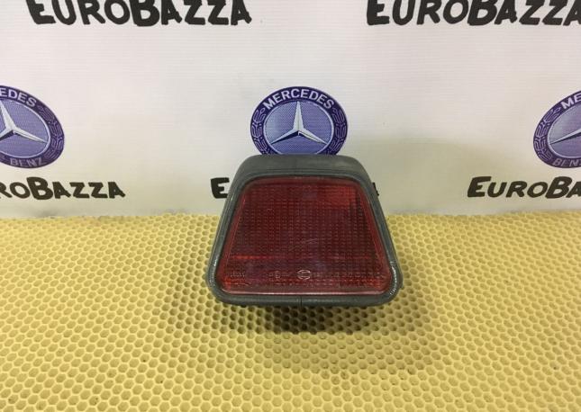 Дополнительный стоп-сигнал Mercedes W210 A2108200756