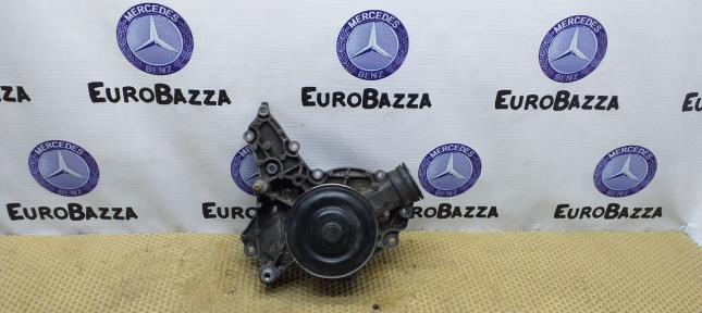 Помпа Mercedes  M272 2722010601