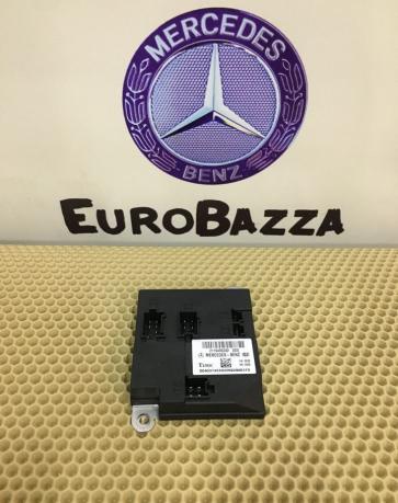 Блок электронный Mercedes W219 2115455332