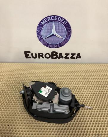 Ремень безопасности передний правый Mercedes W203 A2038606585