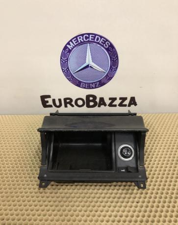 Пепельница Mercedes W210 AMG A2106801652