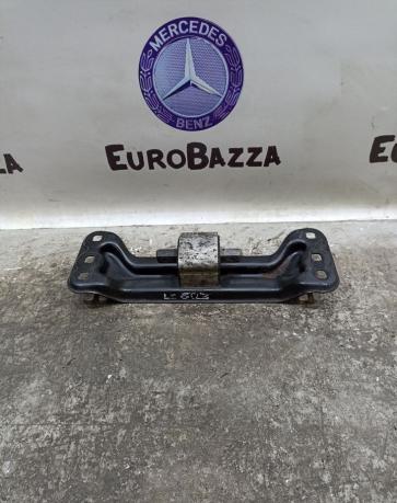 Подушка коробки АКПП Mercedes W211 2112421001