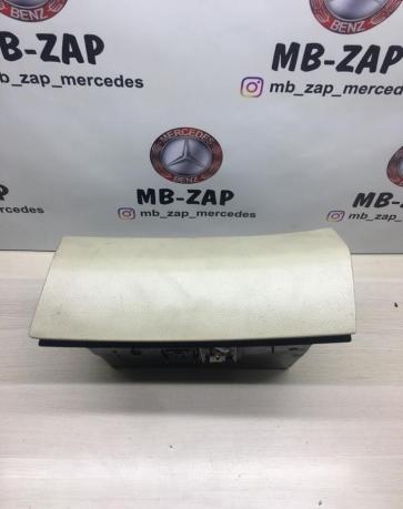  Бардачок передний Мерседес W220  2206890591