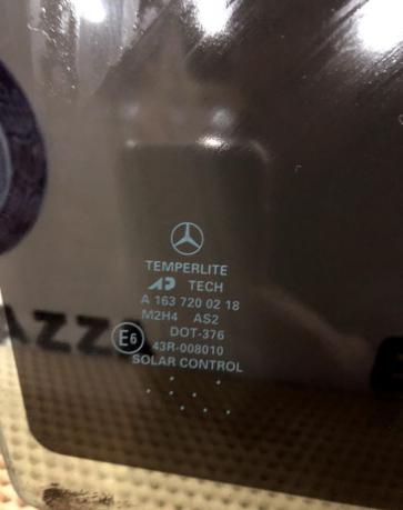 Стекло переднее правое Mercedes W163 A1637200418