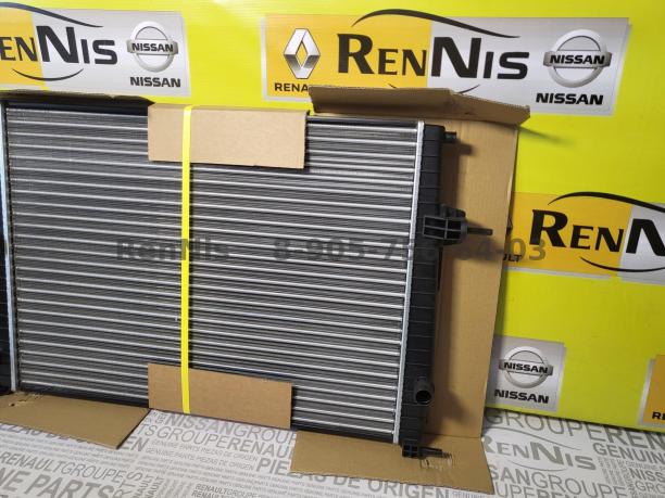 Рено Флюенс радиатор охлаждения 1.6л новый аналог 214100067R