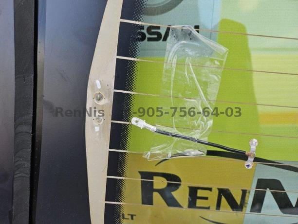 Рено Дастер 2 2021 NEW стекло крышки багажника 43R010186