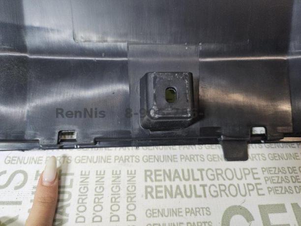Рено Дастер 2 2015г решетка бампера нижняя 622542036R
