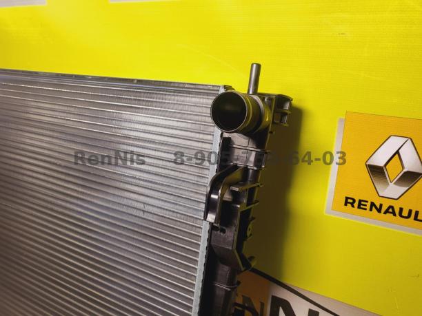 Рено Доккер радиатор охлаждения двигателя (ВАЛЕО) 214108042R
