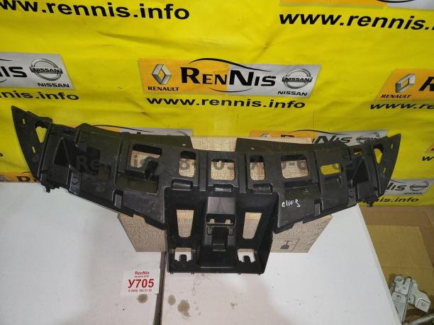 Рено Клио 3 решетка радиатора оригинал 2005-2009 