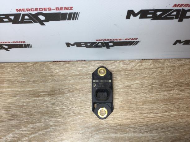 Датчик ускорения Mercedes w164 w251 x164 w221 ML S a0045423518