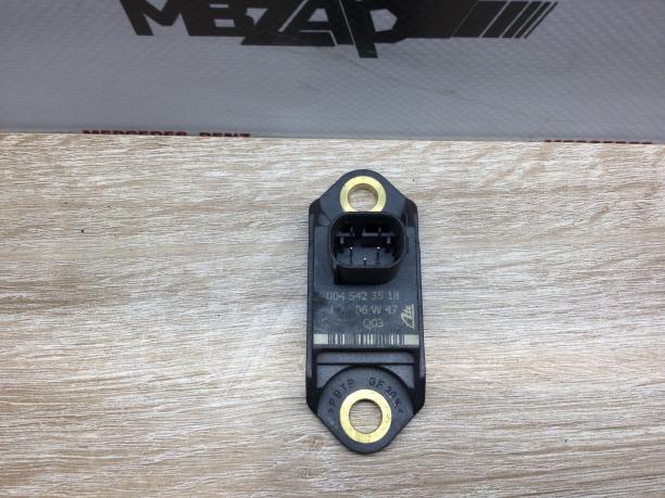 Датчик ускорения Mercedes w164 w251 x164 w221 ML S a0045423518