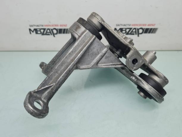 Кронштейн блока ABS Mercedes X204 GLK 204 a2044300110