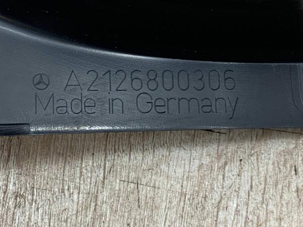 Обшивка стойки Mercedes W212 E 212 a2126800306