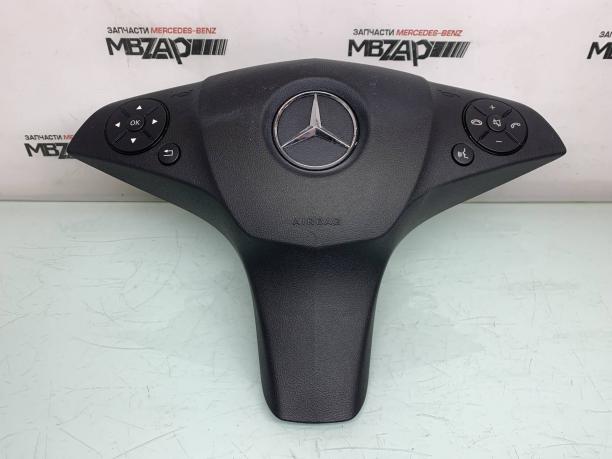 Подушка руля Mercedes W204 a0008605702