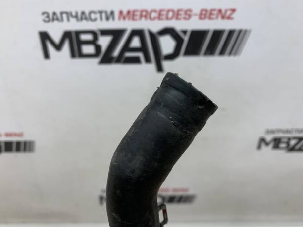 Патрубок системы охлаждения Mercedes W164 ML 164 a1645061535