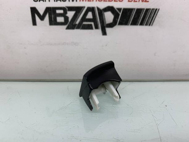 Кнопка стеклоподъемника правая Mercedes W164 ML a2518300290