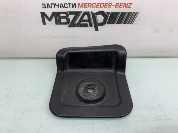 Заглушка водостока левая Mercedes W164 ML 164 a1647430129