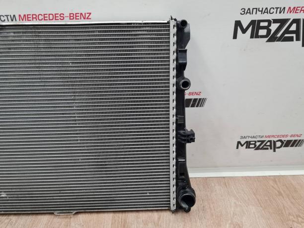Радиатор охлаждения Mercedes W205 C 205 ОРИГИНАЛ a0995007303
