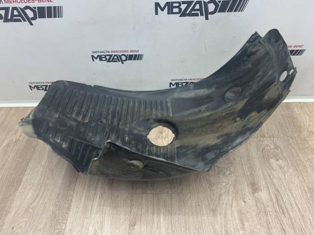 Подкрылок передний левый Maybach W240 57 62 a2408800705