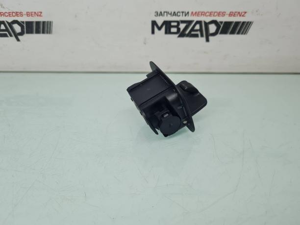 Крючок для одежды Mercedes W207 E 207 a2078100140