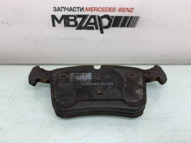 Тормозные колодки задние Mercedes W205 C 205 a0004208200