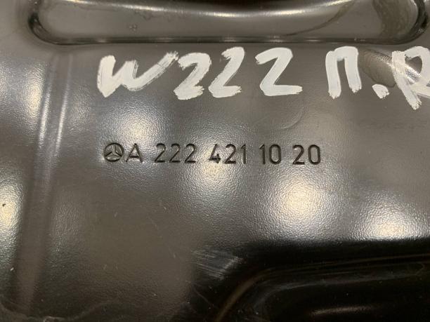 Пыльник тормозного диска правый Mercedes W222 S a2224211020