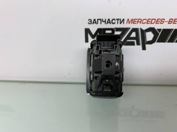 Кнопка открывания багажника Mercedes W166 GLE 166 a1668707610