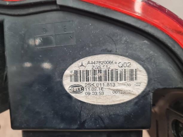 Фонарь правый Mercedes W447 V 447 a4478200064
