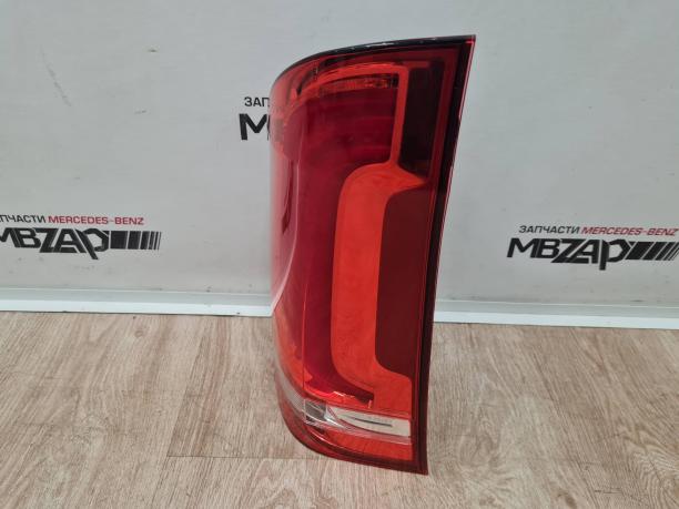 Фонарь правый Mercedes W447 V 447 a4478200064