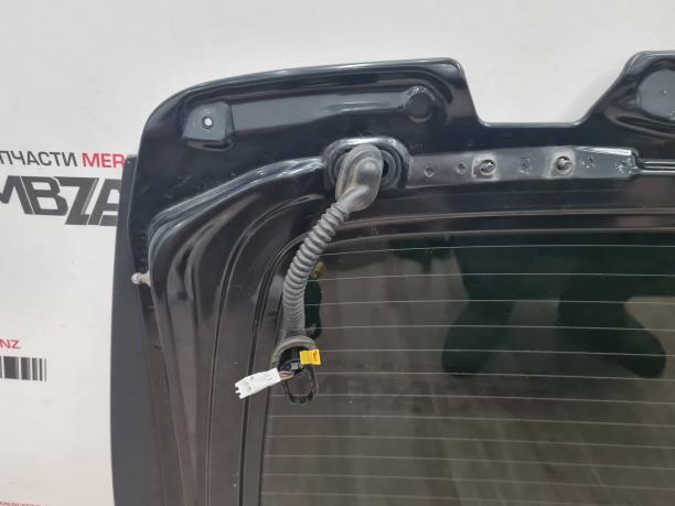 Стекло задней двери Mercedes W447 V 447 a4477403500