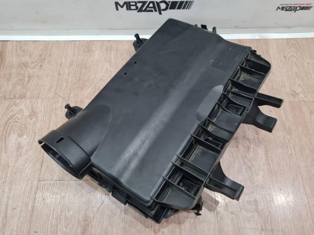 Воздушный фильтр Mercedes W447 V 447 a4475280606