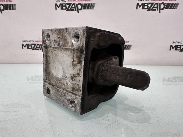 Подушка АКПП Mercedes W447 V447 a4472410113