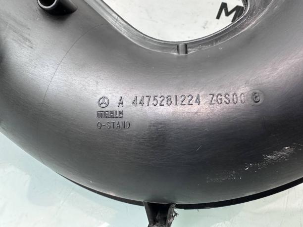 Патрубок воздушного фильтра Mercedes W447 V 447 a4475281224
