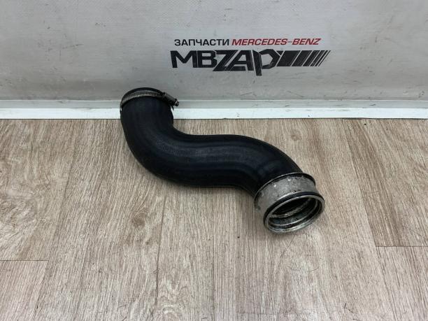 Патрубок интеркулера левый Mercedes W639 Vito a6395280982