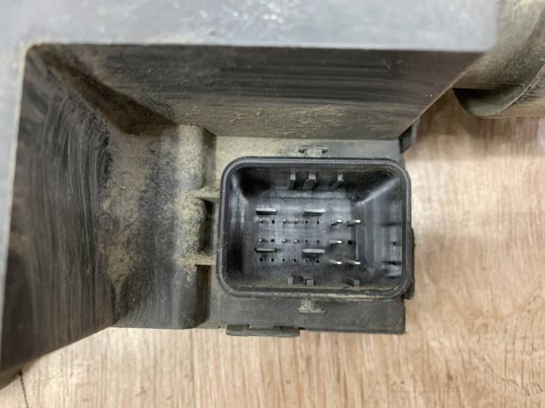 Привод стояночного тормоза Mercedes W447 V 447 a4479068700