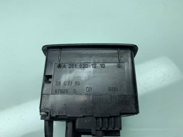 Кнопка открывания багажника Mercedes X164 GL 164 a2518201210