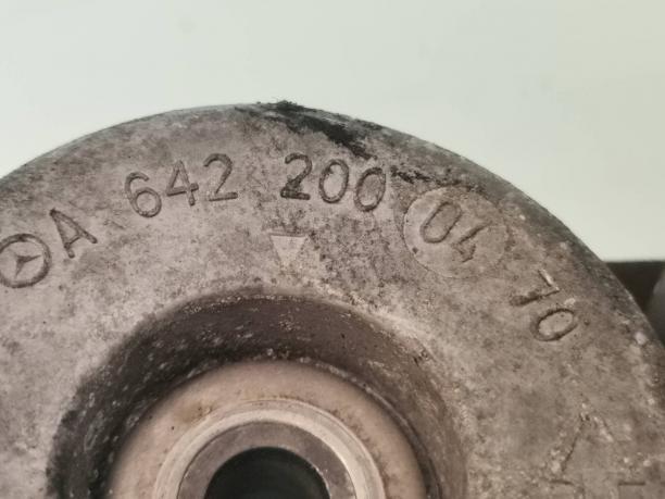 Натяжитель ремня om642 Mercedes W164 ML 164 a6422000470
