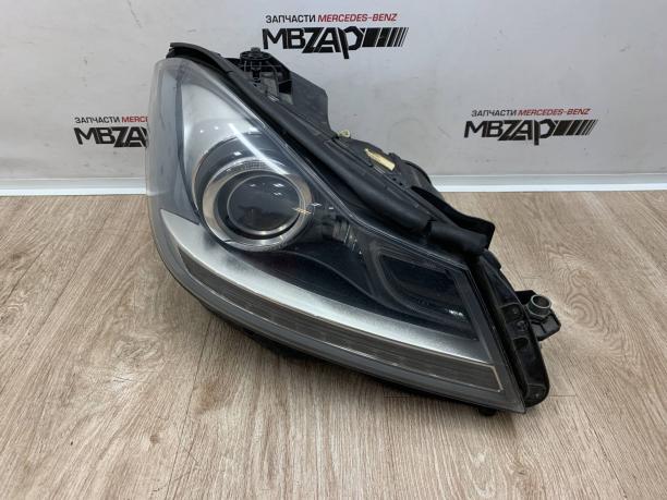 Фара правая Mercedes W204 C 204 рестайлинг a2048203839