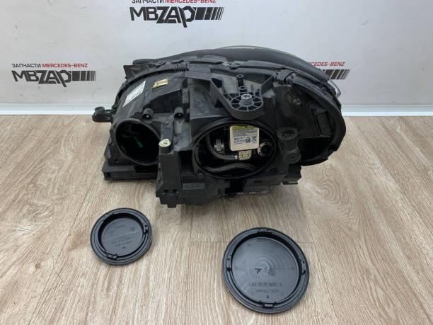 Фара правая Mercedes W204 C 204 рестайлинг a2048203839